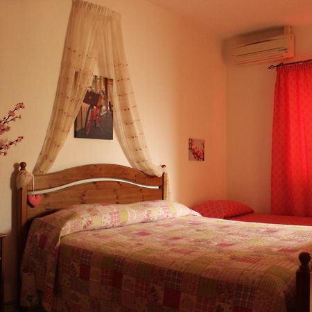 Bed and Breakfast Le Rocce SantʼAgata deʼ Goti Zewnętrze zdjęcie