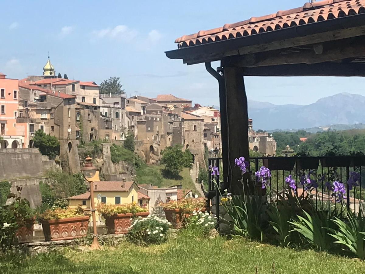 Bed and Breakfast Le Rocce SantʼAgata deʼ Goti Zewnętrze zdjęcie