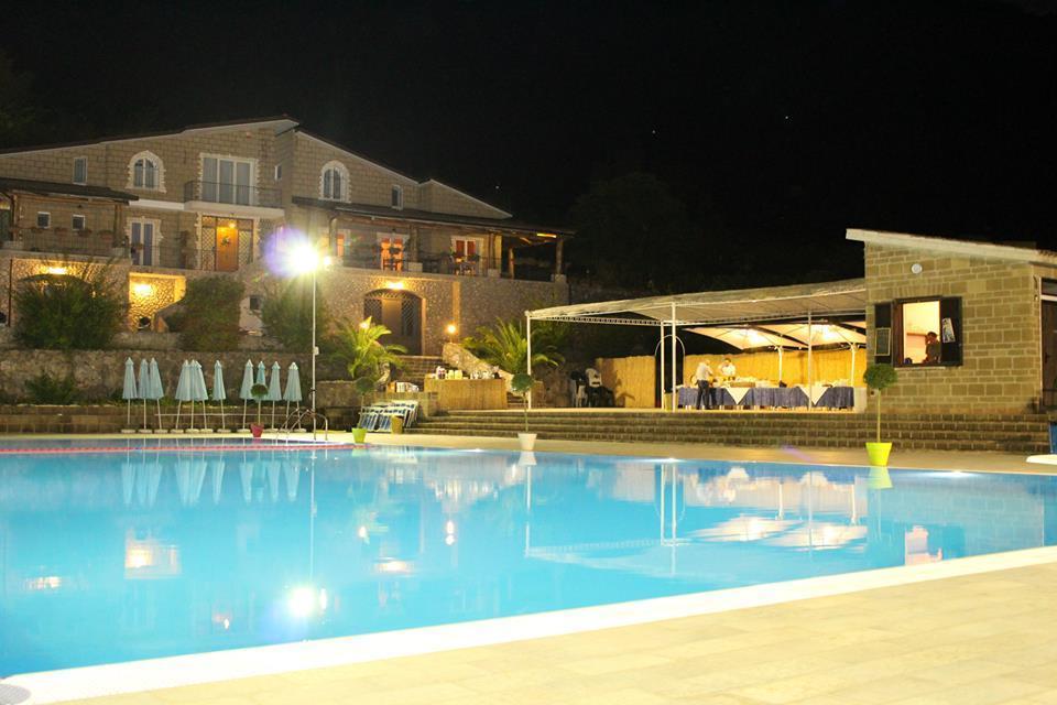 Bed and Breakfast Le Rocce SantʼAgata deʼ Goti Zewnętrze zdjęcie