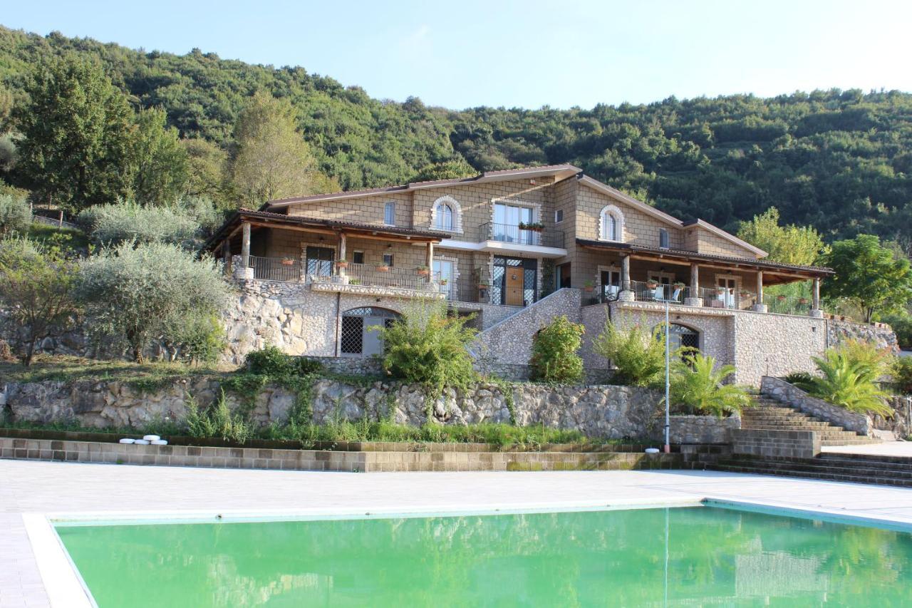 Bed and Breakfast Le Rocce SantʼAgata deʼ Goti Zewnętrze zdjęcie