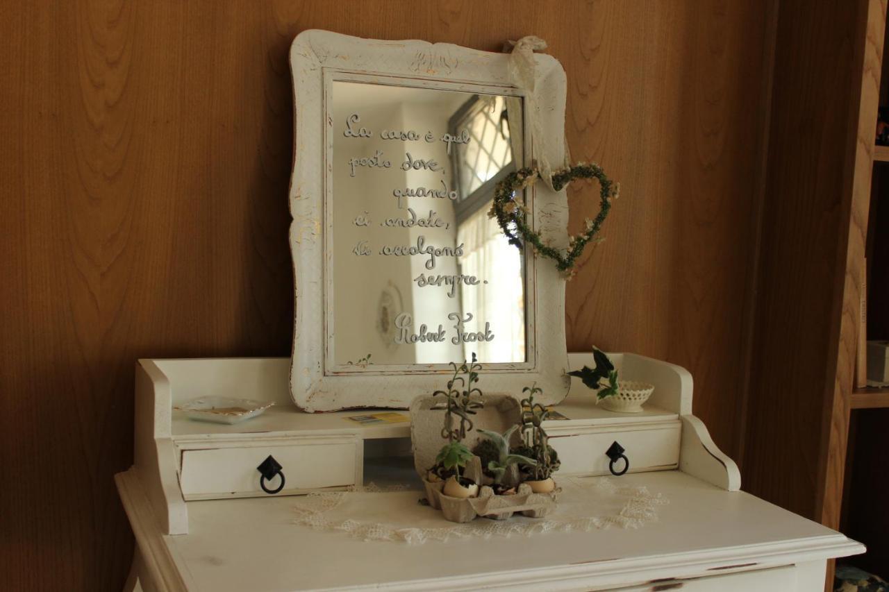Bed and Breakfast Le Rocce SantʼAgata deʼ Goti Zewnętrze zdjęcie